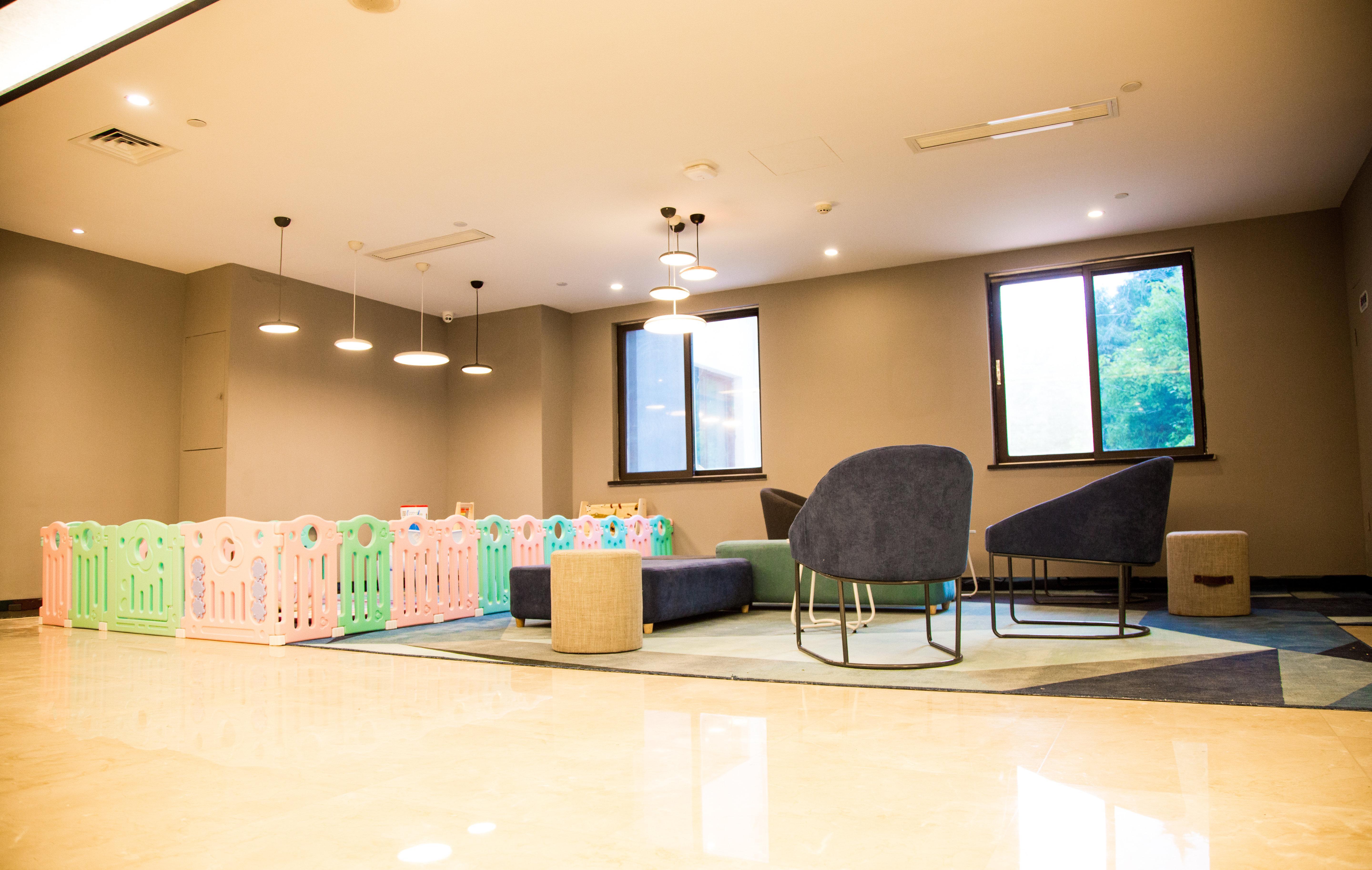 Holiday Inn Express Nanjing Xuanwu Lake By Ihg Buitenkant foto