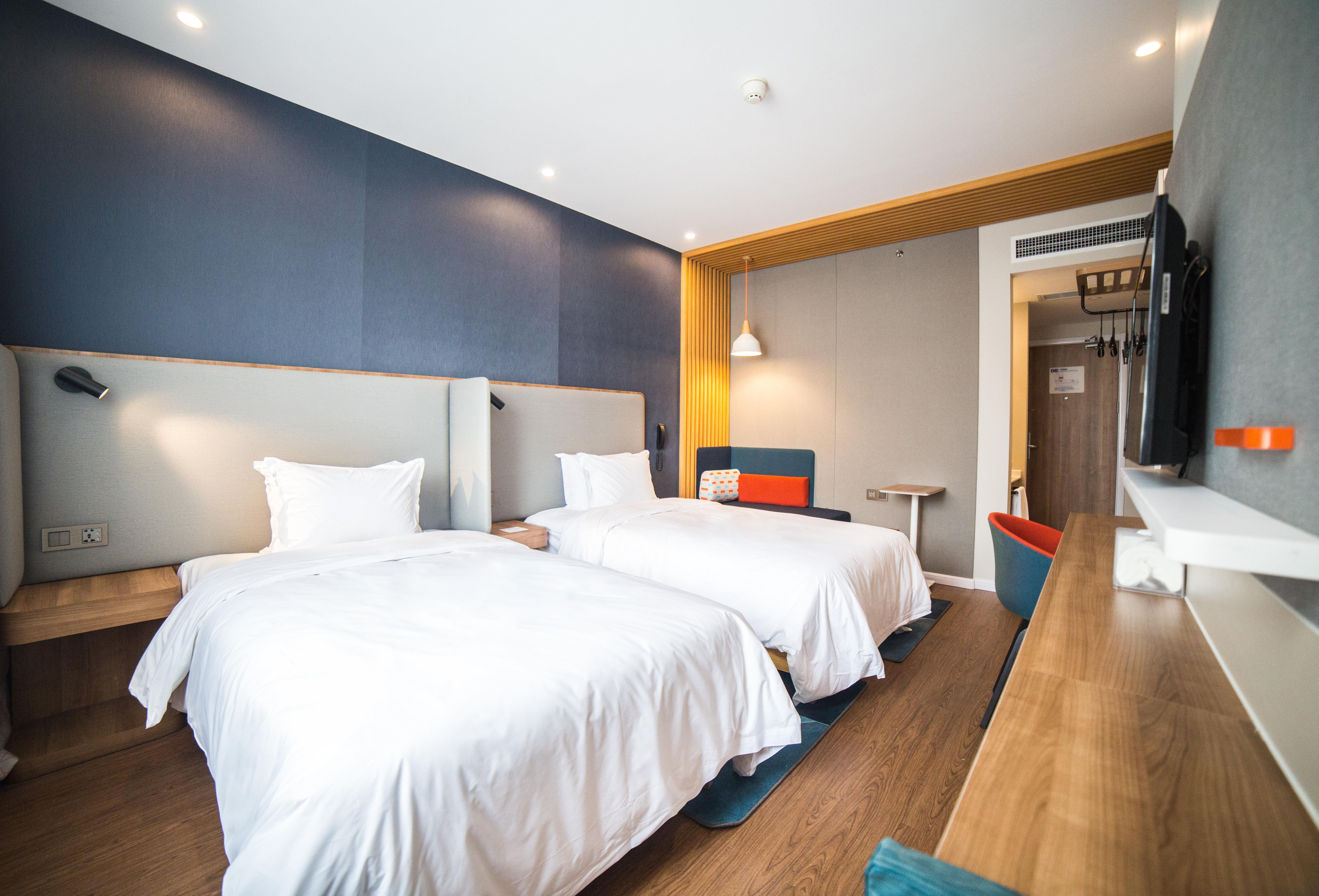 Holiday Inn Express Nanjing Xuanwu Lake By Ihg Buitenkant foto